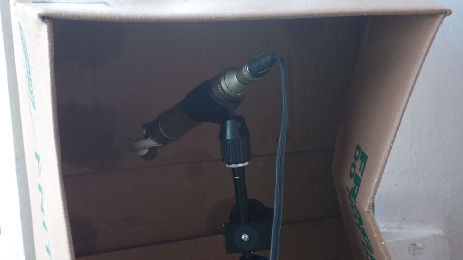 2022-10-28 07 Uhr 28 Wellen, in der Kiste, aufm Balkon (Audio)